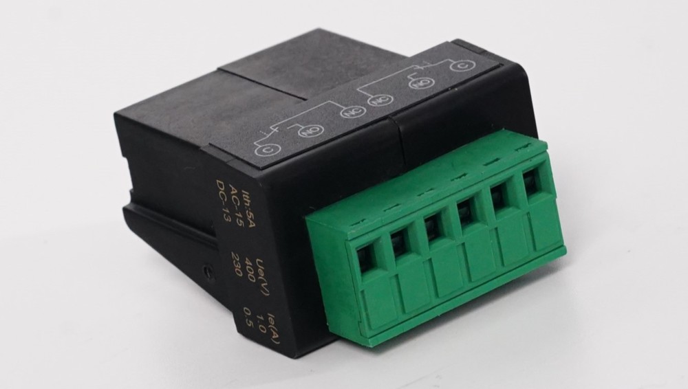 ВСПОМОГАТЕЛЬНЫЙ КОНТАКТ 2NO2NC ДЛЯ SD160-250