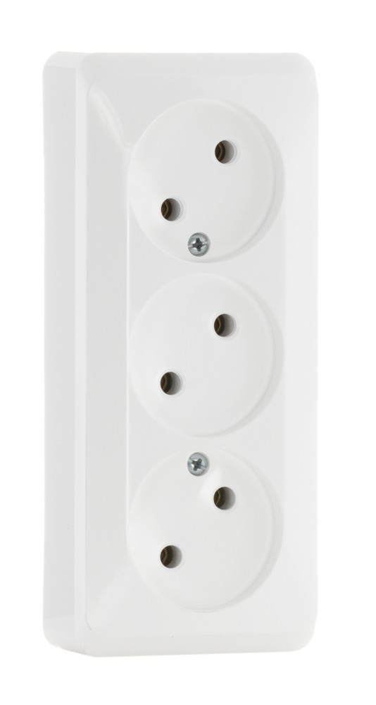 ЭТЮД О/У РОЗЕТКА 3-местная без заземления без шторок, 16А, 250В, БЕЛЫЙ