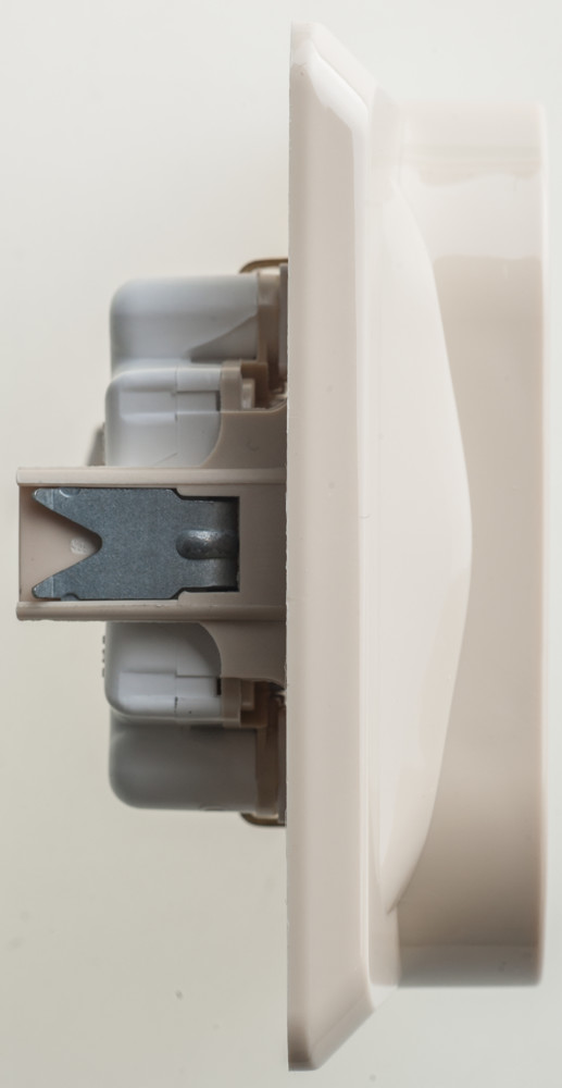 ЭТЮД С/У РОЗЕТКА двойная с заземлением без шторок, 16А, 250B, КРЕМОВЫЙ