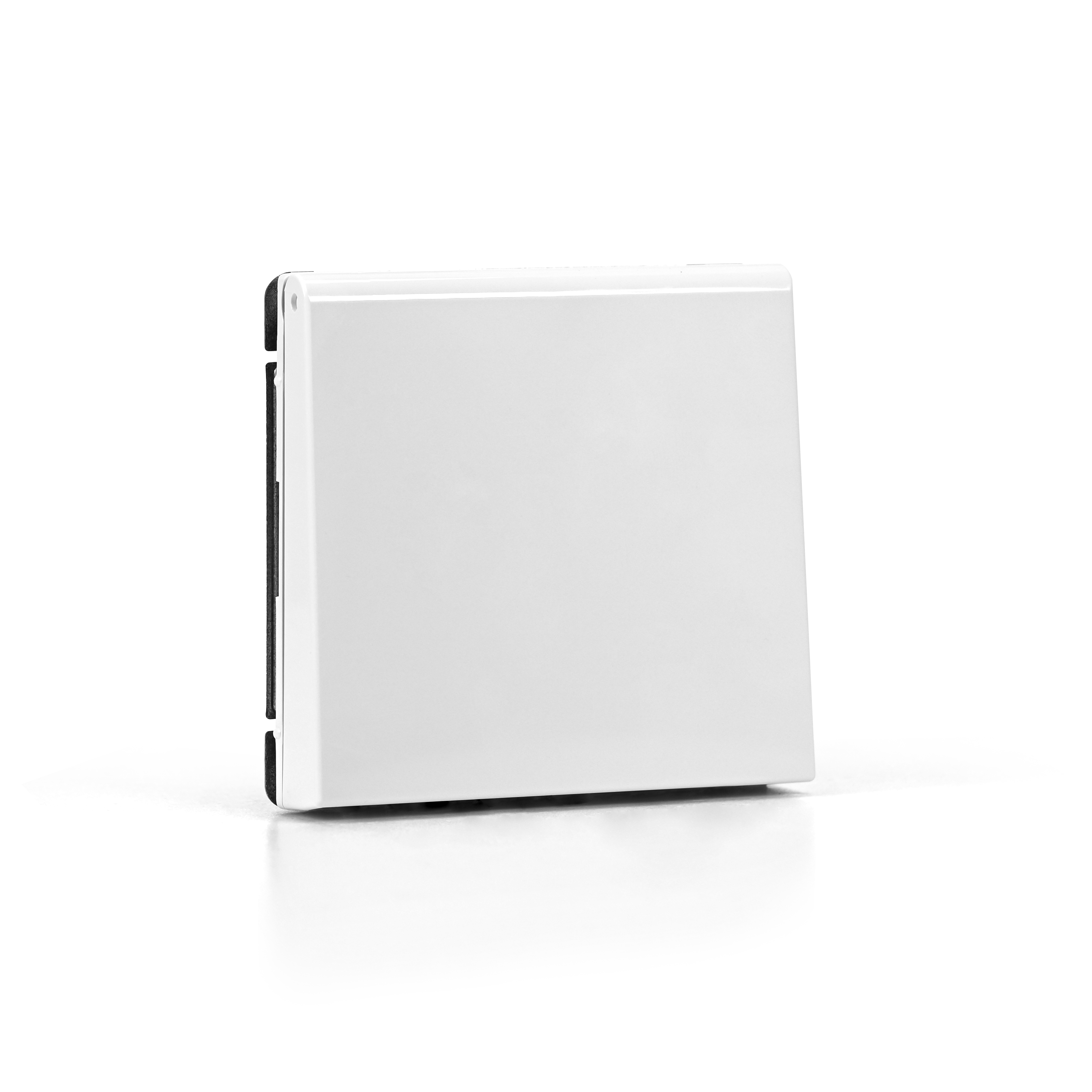 ARTGALLERY РОЗЕТКА с заземл. со шторк. с крышк., 16А, IP20,  механизм, быстрозажим. клем., БЕЛЫЙ