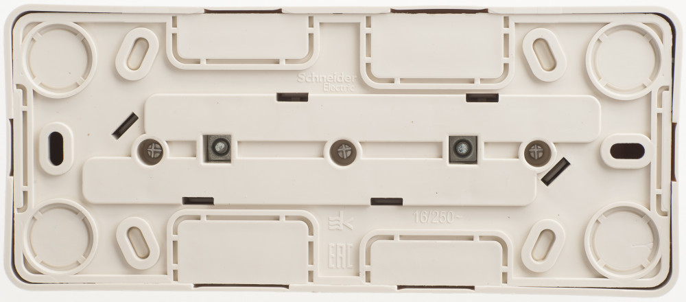 ЭТЮД О/У РОЗЕТКА 3-местная с заземлением без шторок, 16А, 250В, КРЕМОВЫЙ