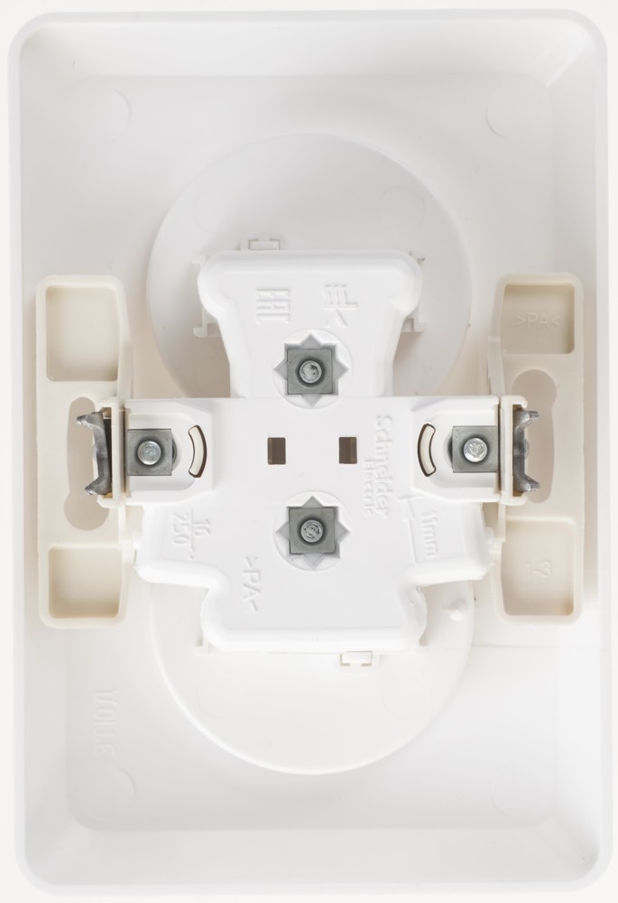 ЭТЮД С/У РОЗЕТКА двойная без заземления без шторок, 16А, 250B, БЕЛЫЙ